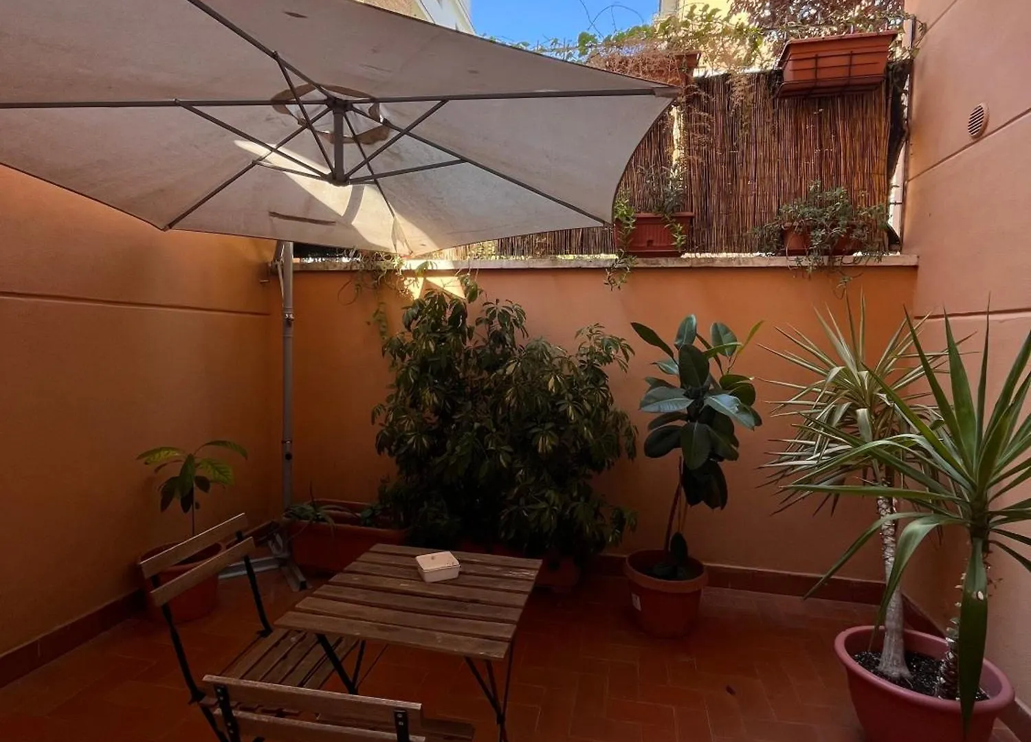Cortile San Tommaso Apartment Rome 0*,  Italy